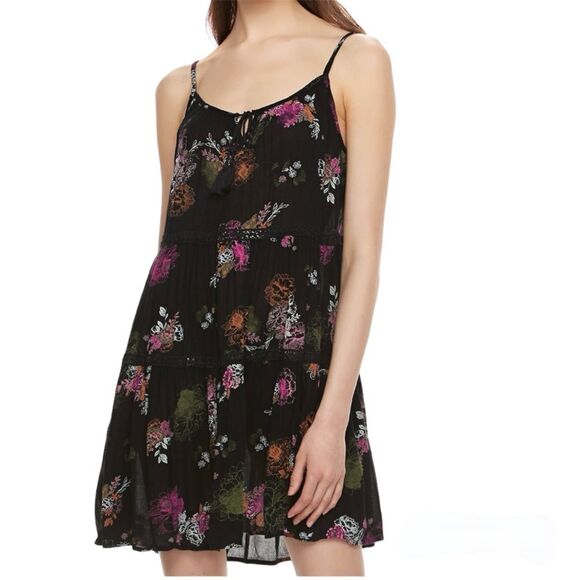 Mudd Embroidered Floral Swing Tie-Front Tiered 100% Rayon Unlined Dress Size M - Picture 1 of 11